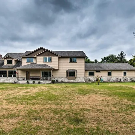 Massive Peck Home With Woods And Creek To Explore